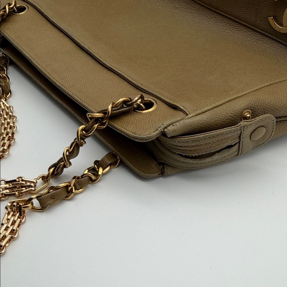 Chanel Triple CC Tote Bag in Caviar Leather - Picture 15 of 16